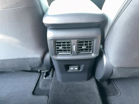 Used 2022 Toyota RAV4 SE w/ Convenience Package image 28