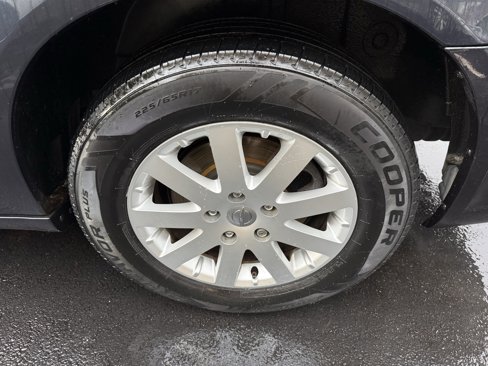 Used 2014 Chrysler Town & Country Touring image 10