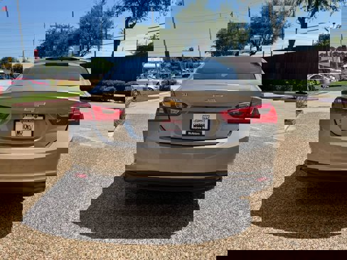 Used 2022 Chevrolet Malibu LS image 9