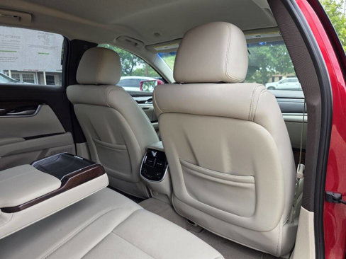 Used 2015 Cadillac XTS Luxury w/ Driver Awareness Package image 40