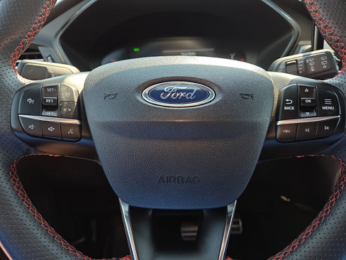 Used 2023 Ford Escape ST-Line w/ Equipment Group 301A image 16