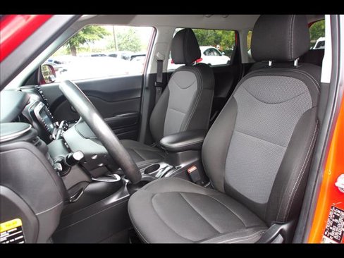 Used 2019 Kia Soul + image 16