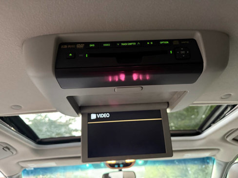Used 2008 Toyota Sienna XLE Limited image 11