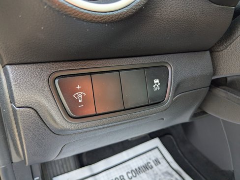 Used 2023 Kia Forte LXS image 14