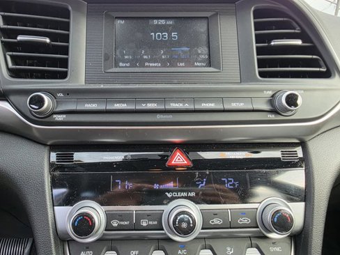 Used 2020 Hyundai Elantra SE w/ Cargo Package (C1) image 3