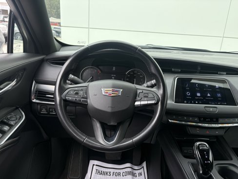 Certified 2023 Cadillac XT4 Premium Luxury image 15