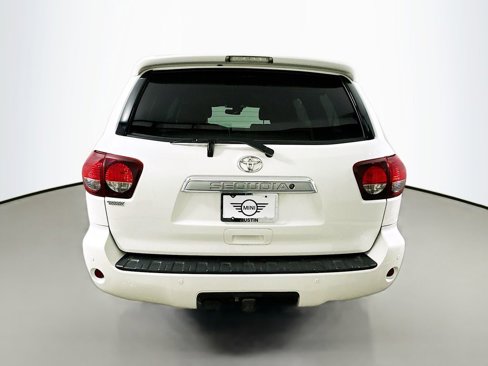 Used 2018 Toyota Sequoia Platinum image 6