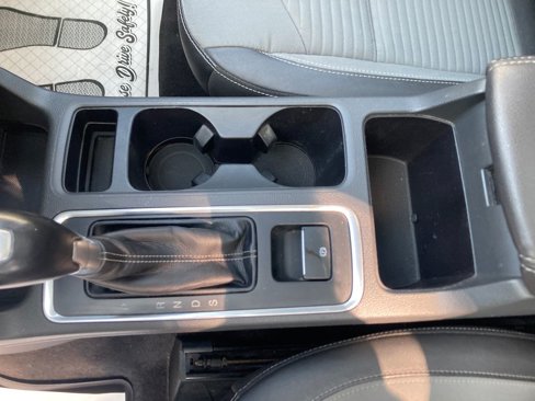 Used 2017 Ford Escape SE w/ SE Sport Appearance Package image 34