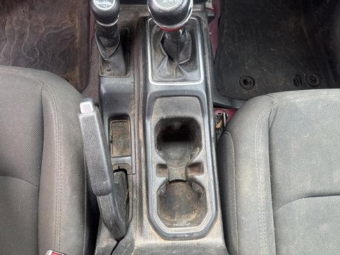 Used 2021 Jeep Wrangler Sport image 25