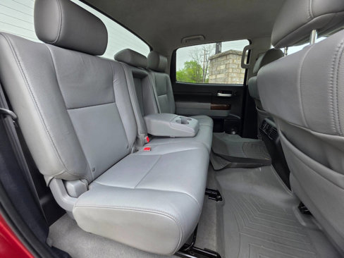 Used 2010 Toyota Tundra Limited image 19