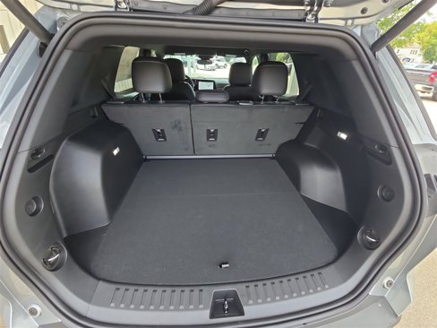 New 2026 Chevrolet Equinox LT w/ Convenience Package II image 25