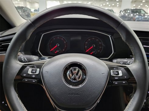 Used 2021 Volkswagen Jetta SE image 17