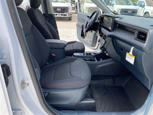 New 2025 Ford Maverick XL image 15