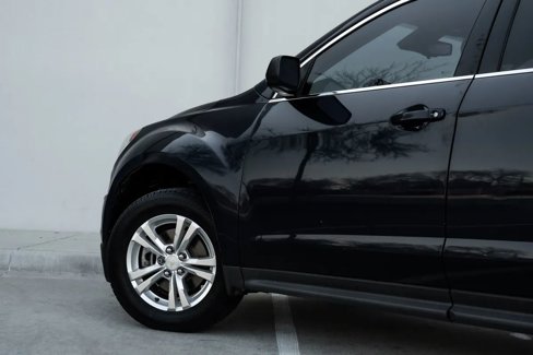 Used 2017 Chevrolet Equinox LS image 14
