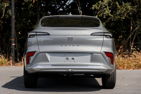 New 2025 Buick Envista Avenir image 7
