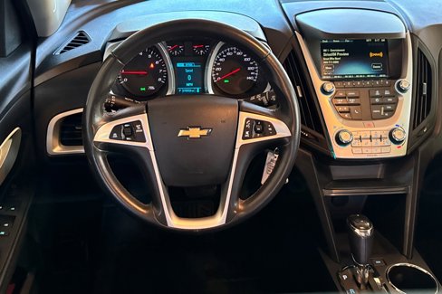 Used 2017 Chevrolet Equinox LT w/ Convenience Package image 14