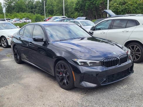 Used 2025 BMW 330i Sedan w/ M Sport Package image 1