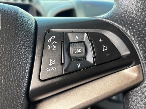 Used 2013 Chevrolet Sonic LT image 31
