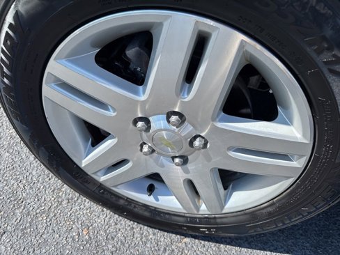 Used 2014 Chevrolet Impala LT w/ LT Sunroof Package image 9