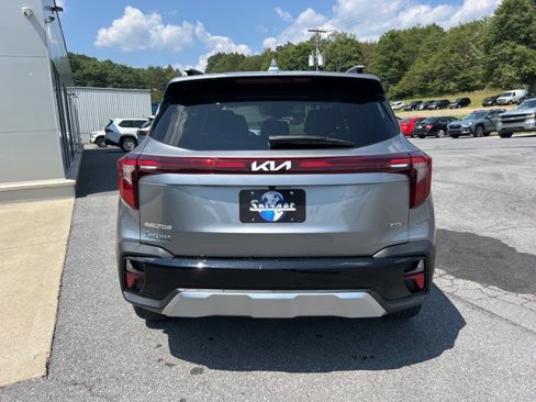 Used 2024 Kia Seltos S image 5