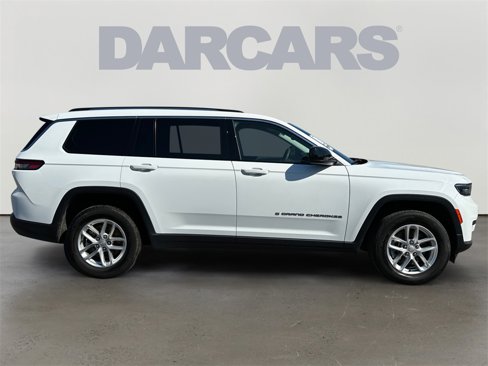Used 2023 Jeep Grand Cherokee L Laredo image 8