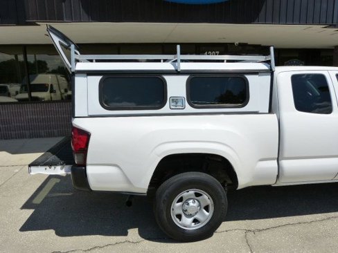 Used 2021 Toyota Tacoma SR image 18