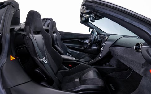 Used 2022 McLaren 720S Performance image 21