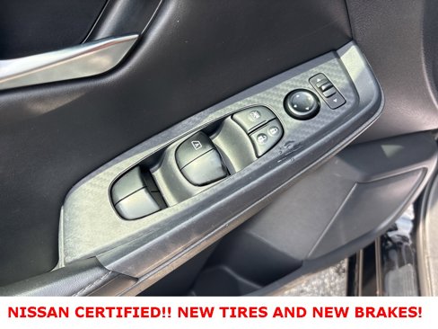 Certified 2023 Nissan Sentra SV image 18