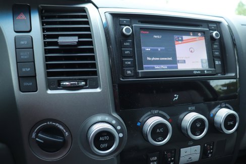 Used 2014 Toyota Sequoia Platinum image 36