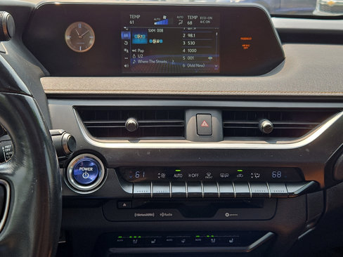 Used 2019 Lexus UX 250h image 16