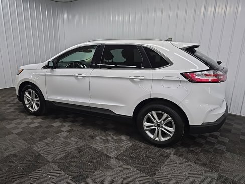 Used 2020 Ford Edge SEL w/ Convenience Package image 3