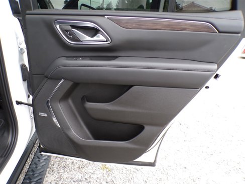 Used 2022 Chevrolet Tahoe Z71 w/ Luxury Package image 28