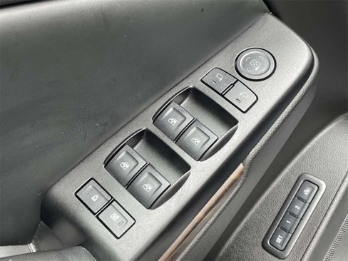 Used 2016 Chevrolet Tahoe LT image 16