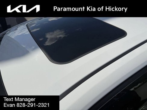 Used 2020 Toyota Corolla XSE image 5