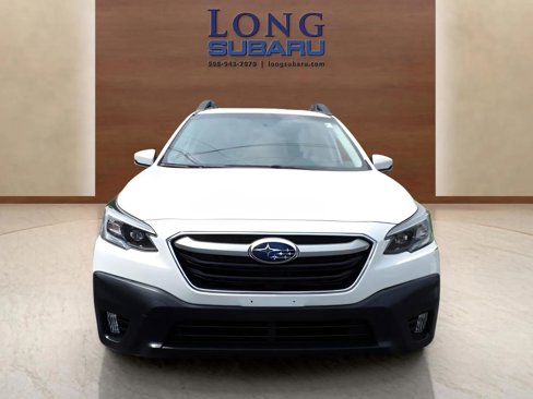 Used 2020 Subaru Outback Premium image 2