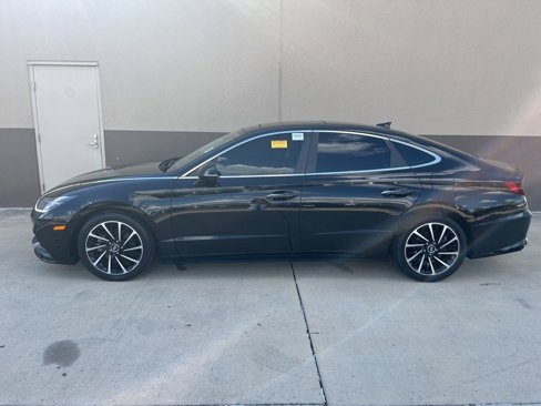 Certified 2021 Hyundai Sonata Limited image 2