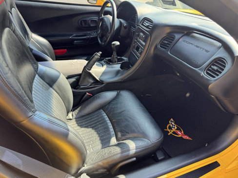 Used 2003 Chevrolet Corvette Z06 w/ Memory Package, 3 Drivers image 10