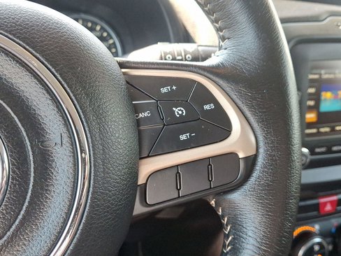 Certified 2015 Jeep Renegade Limited image 21