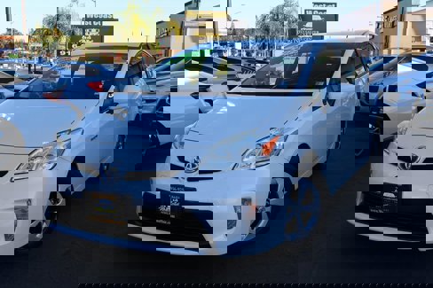 Used 2014 Toyota Prius Two image 2
