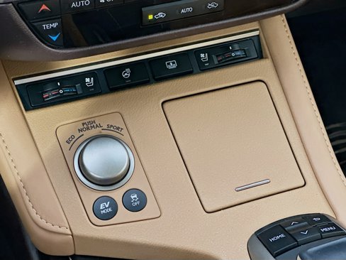 Used 2017 Lexus ES 300h image 21