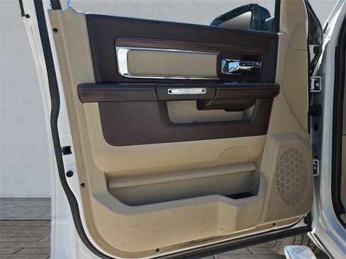 Used 2015 RAM 1500 Laramie w/ Convenience Group image 17