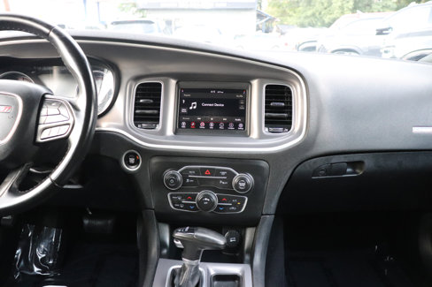Used 2022 Dodge Charger SXT image 19
