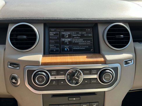 Used 2014 Land Rover LR4 HSE LUX image 20