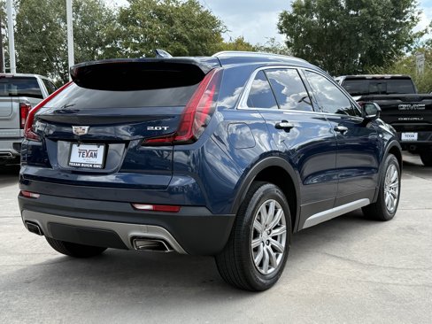 Used 2019 Cadillac XT4 Premium Luxury w/ Cold Weather Package image 5