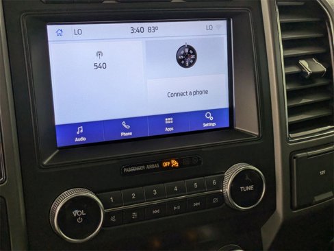 Used 2020 Ford Expedition XLT image 21