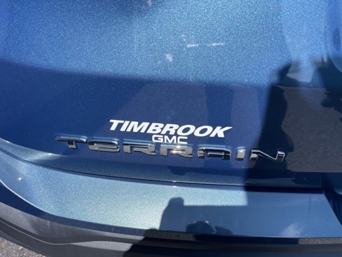 Used 2024 GMC Terrain SLE image 10