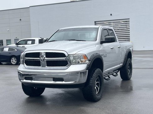 Used 2016 RAM 1500 Classic SLT image 3