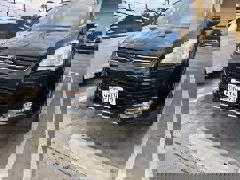 Used 2013 Ford Escape SEL image 1