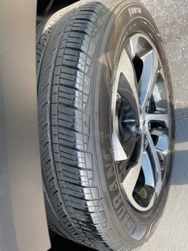 Used 2024 Chevrolet Trax RS image 41