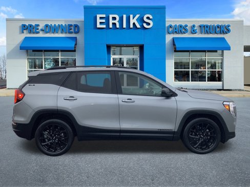 Certified 2023 GMC Terrain SLE w/ Driver Convenience Package image 5